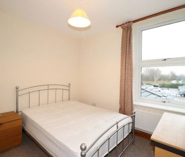 Terraced House in Warwick Road, Carlisle - Photo 4