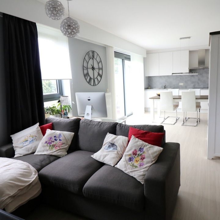 Modern 1 slaapkamer appartement met terras en staanplaats - Photo 1