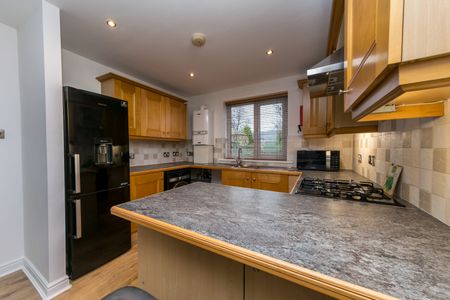 Morley, LS27 - Photo 4