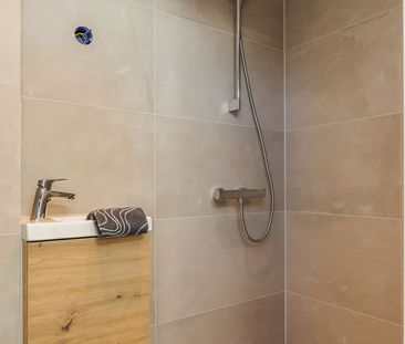 Appartement te huur: Jacob van Lennepstraat 64-4B 1053 HL Amsterdam - Photo 2