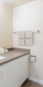 Collegeview - Photo 4