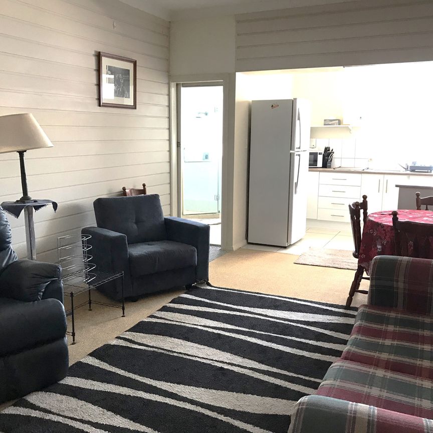 Gladesville - Photo 1