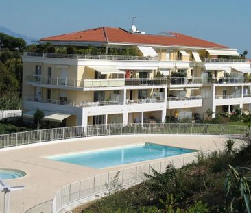 Location Appartement meublé à Antibes - Photo 6