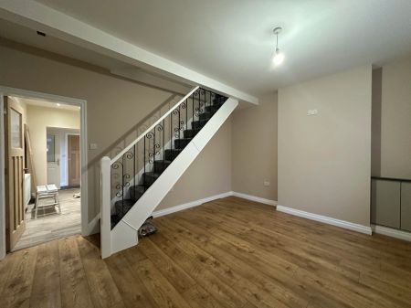 Lower Haigh Street, WINSFORD - Photo 3