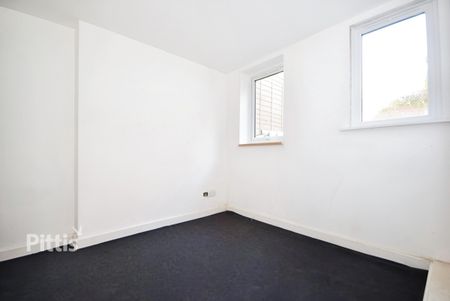 1 bedroom ground flat to rent - Photo 4