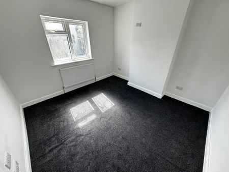 Mount Road, Penn, Wolverhampton - Photo 4