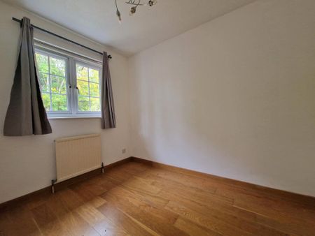 4 bedroom terraced house to rent - Photo 5