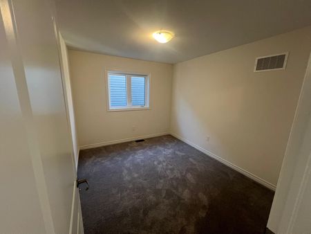 For Lease - 256 Pottruff Road, Brant, Ontario - Photo 3