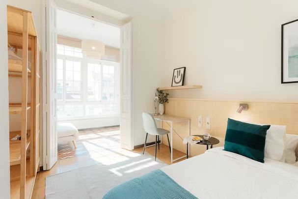 Calle Hernán Cortés, Valencia, Valencian Community 46004 - Photo 1