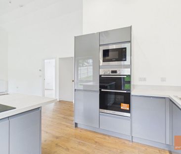 4 bedroom detached house to rent - Photo 1