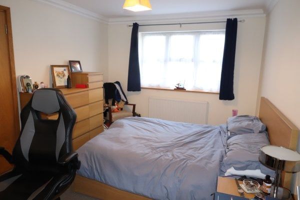 HUTTON, Property for rent - Photo 1