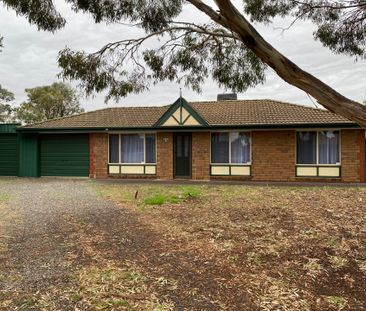 Well Presented Family Home - Photo 4