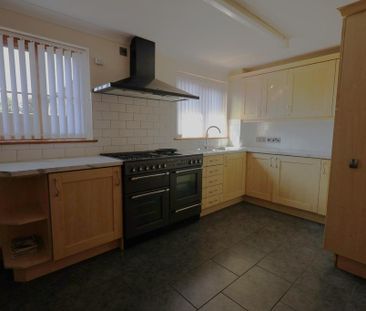 3 bedroom detached house to rent - Photo 6