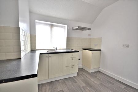 1 bedroom maisonette to rent - Photo 2