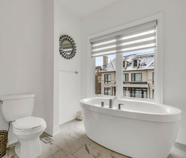 For Lease - 34 Globemaster Lane, Richmond Hill, Ontario - Photo 3