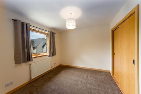 3 bedroom terraced house to rent - Photo 3