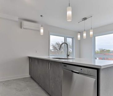 3 CH - 1 SDB - Montréal-Est - $1,735 /mo - Photo 3