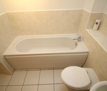 2 Bedroom Apartment - Photo 6