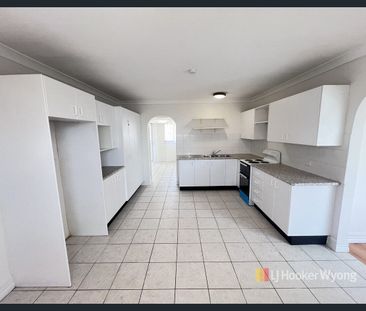 Spacious 4 Bedroom Home with Character - Apply Online - Photo 3