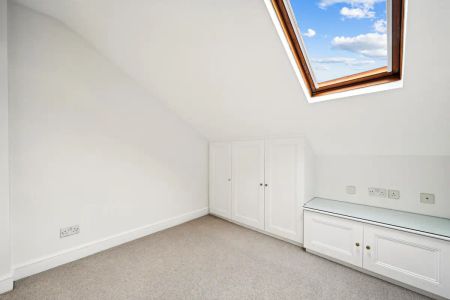 5 bedroom house in Chelsea - Photo 5