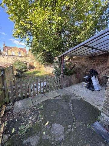 1 bedroom ground floor maisonette to rent - Photo 5