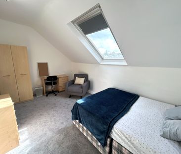 2 bedroom flat to rent - Photo 5