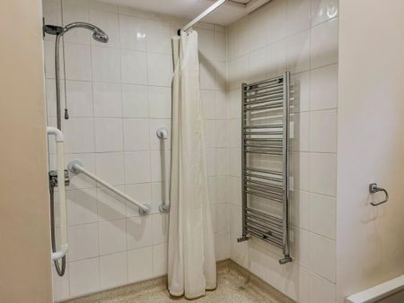 2 bedroom flat to rent - Photo 5