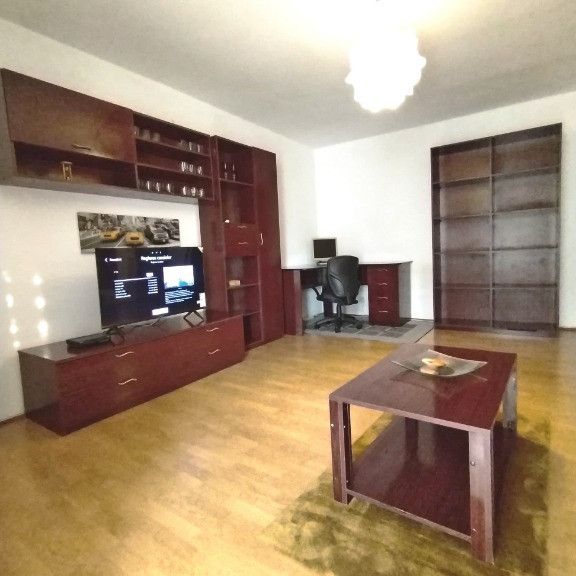 Unirii-Mamulari, spate magazin, decomandat, 3 min. metrou, etaj 2. - Fotografie 1