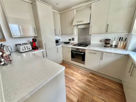 Ruby Mews, N13, London - Photo 3