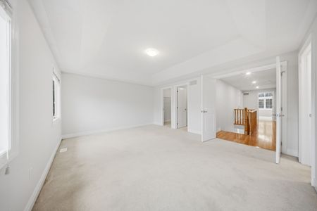 For Lease - 292 Poetry Drive, Vaughan, Ontario - Photo 4