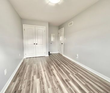 For Lease - 7 MARINA POINT Crescent, Hamilton, Ontario - Photo 2