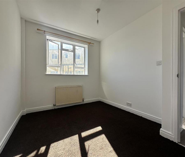 2 bedroom flat to rent - Photo 1 | Rentumo