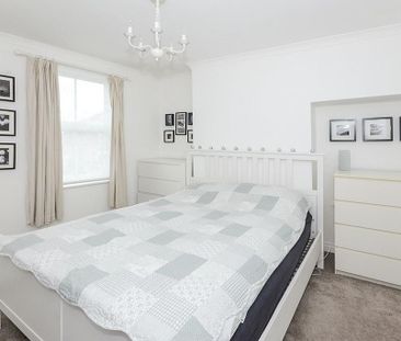 2 bedroom terraced house to rent - Photo 6