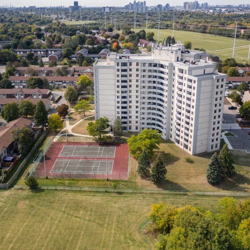 Livonia Apartments - Photo 1