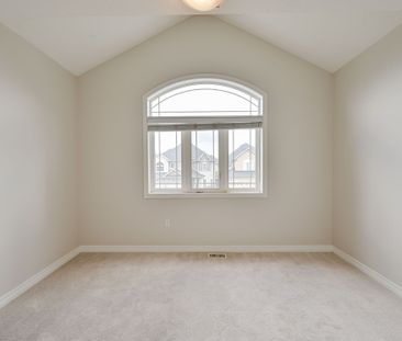 For Lease - 56 Dolomiti Court, Hamilton, Ontario - Photo 6