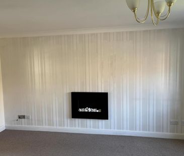 4 bedroom detached house to rent - Photo 1