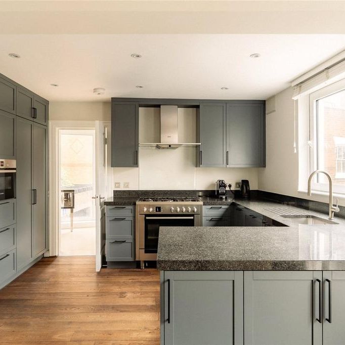 4 bedroom house to rent - Photo 1