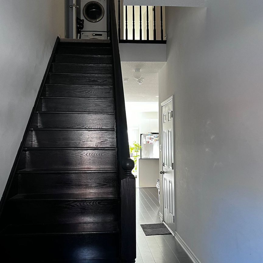 Townhouse For Lease | E8120378 - Photo 1