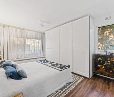 Renovated two bedroom in prime location - Photo 5