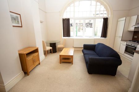 1 bedroom ground floor flat to rent - Photo 3