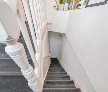 Amesbury Avenue, Streatham SW2 - Photo 1