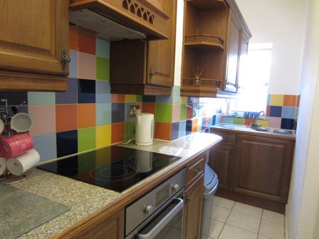 2 bedroom apartment to rent - Photo 4