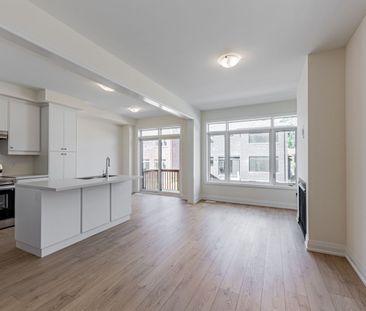 For Lease - 18 Daffodil Road, Springwater, Ontario - Photo 4