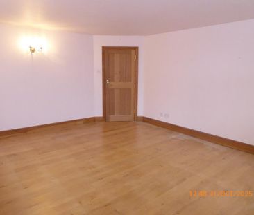 5 bedroom detached house to rent - Photo 6