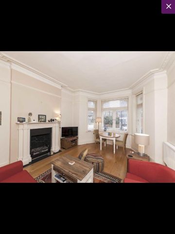 1 Bed Flat, Castletown Road, W14 - Photo 3