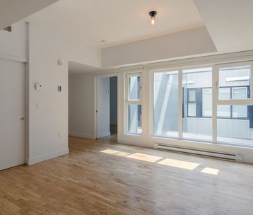 4350 Hotel-de-ville, Montréal, QC - Photo 6