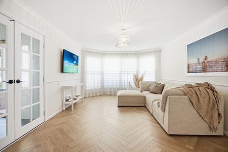 Spacious Family Living in a Premier School Catchment - Photo 2