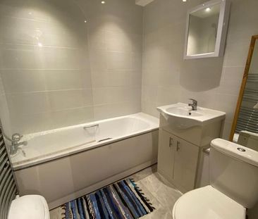 Room in a Shared House, Clark St, E1 - Photo 5