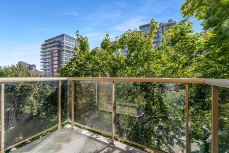 145 York St - Photo 3