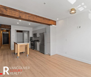 Condo in Downtown Vancouver, BC - Photo 5